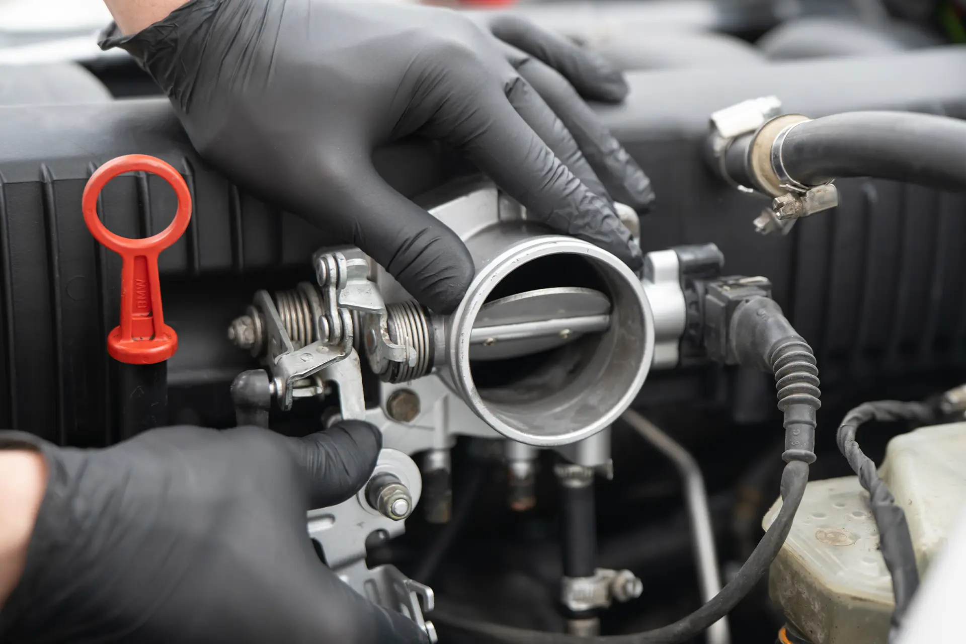 Engine – Throttle Body Servicing / Cleaning
